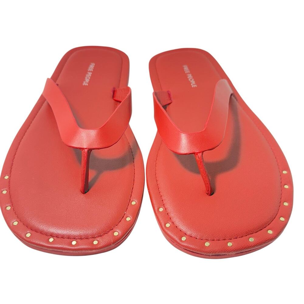 Free People Women's Red Sona Thong Sandal Flip Flop Flat Studded SZ/7 - Picture 9 of 10